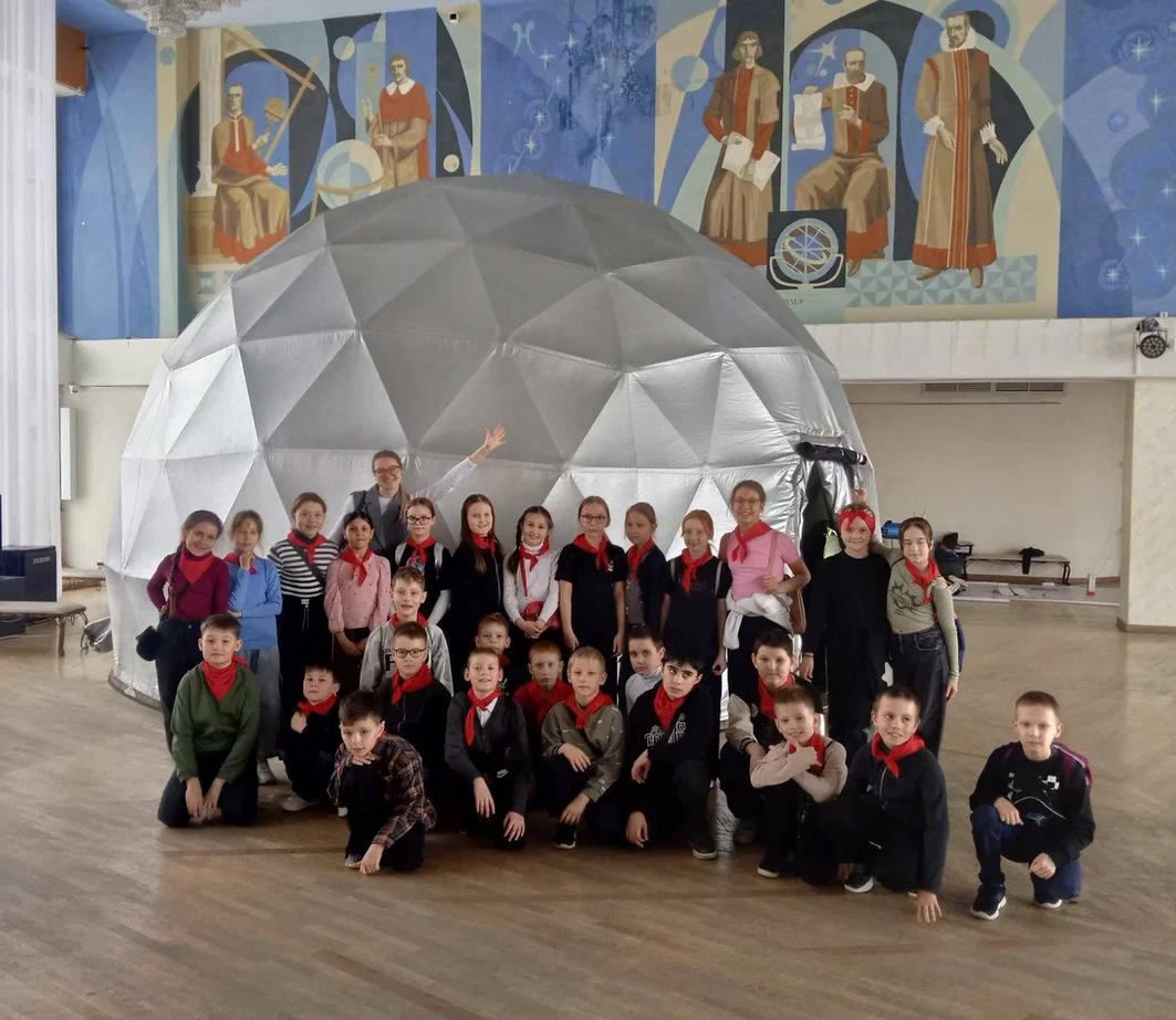 "Притяжение космоса" во Дворце детского (юношеского) творчества